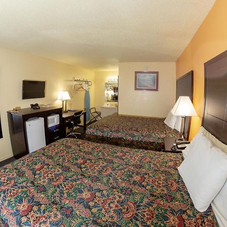 Knights Inn - Chanute Esterno foto